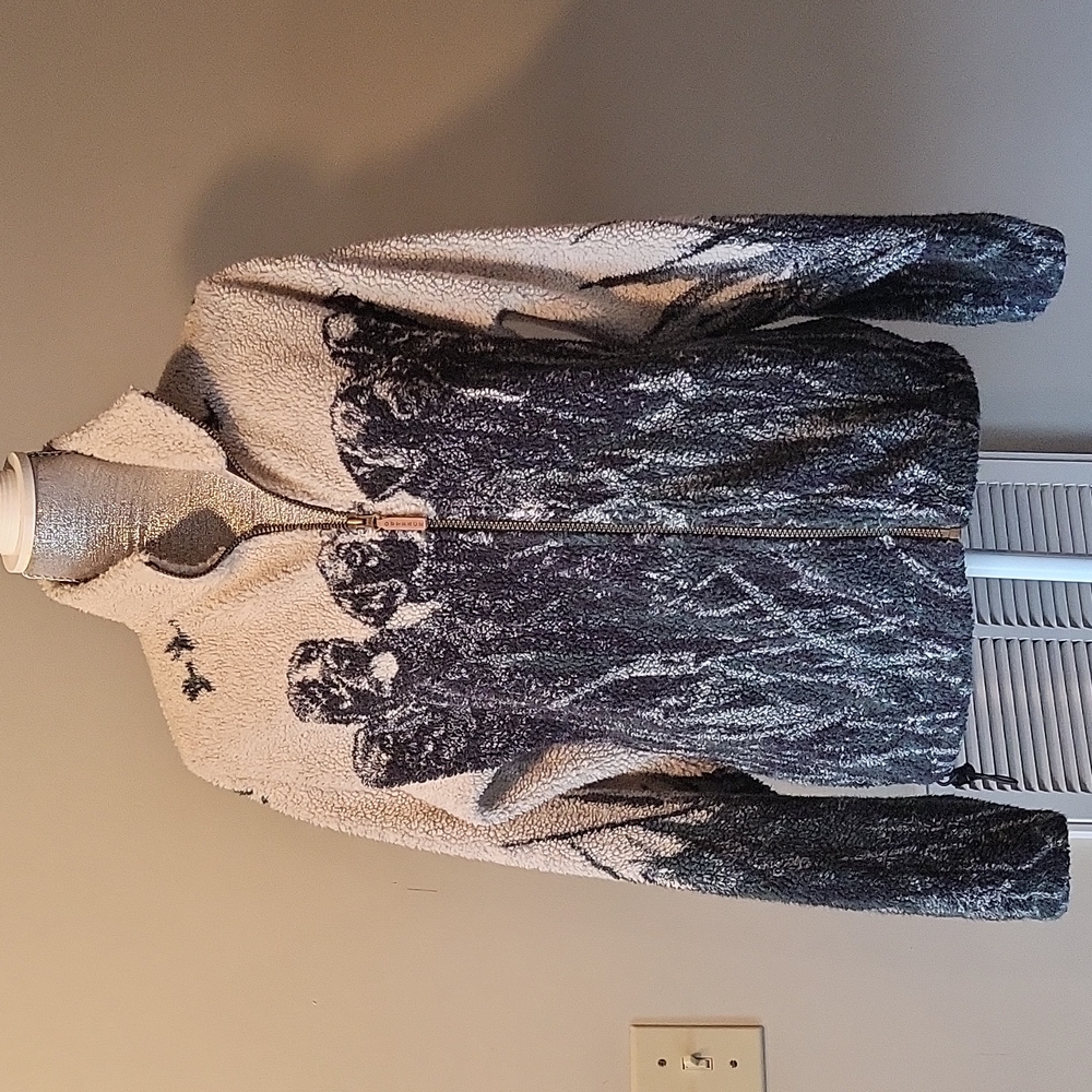Outback, Womens jacket sz: Sm, color: green & cream. Sherpa print with Lab dogs